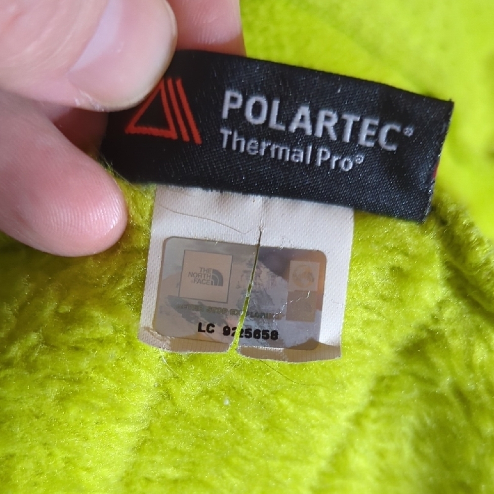 The North Face Women's Bright Green Ski Jacket - Picture 7 of 10